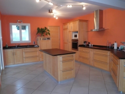 Cuisine plan de travail central - Emard-Bois-Menuisier-Escalier